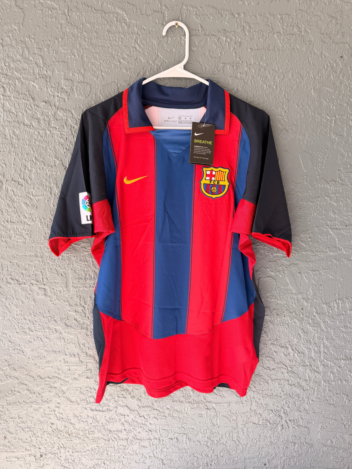Barcelona Ronaldinho #10 2004/05 Home Retro Soccer Jersey Men Size
