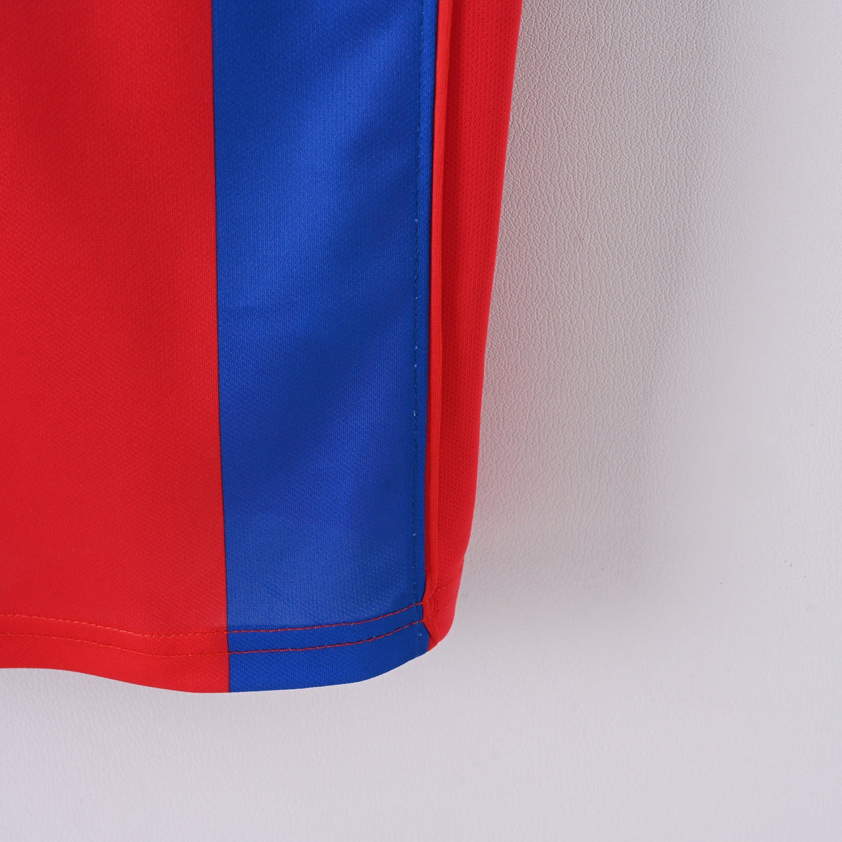 Barcelona 2004/05 Home Retro Soccer Jersey