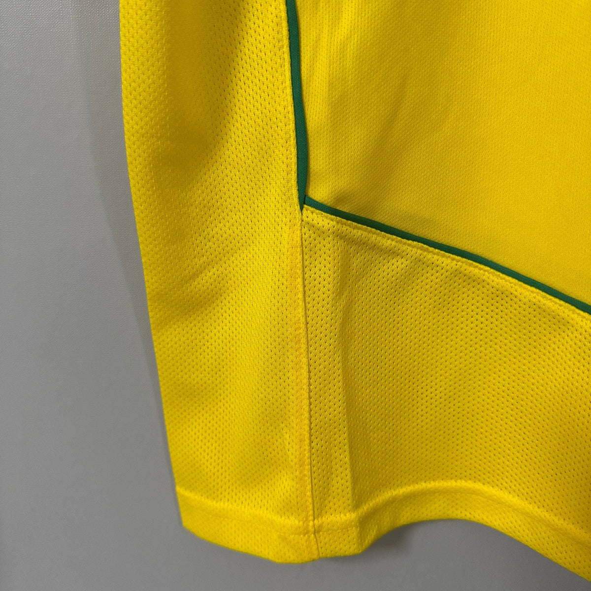 Brazil 2004 Home Retro Soccer Jersey
