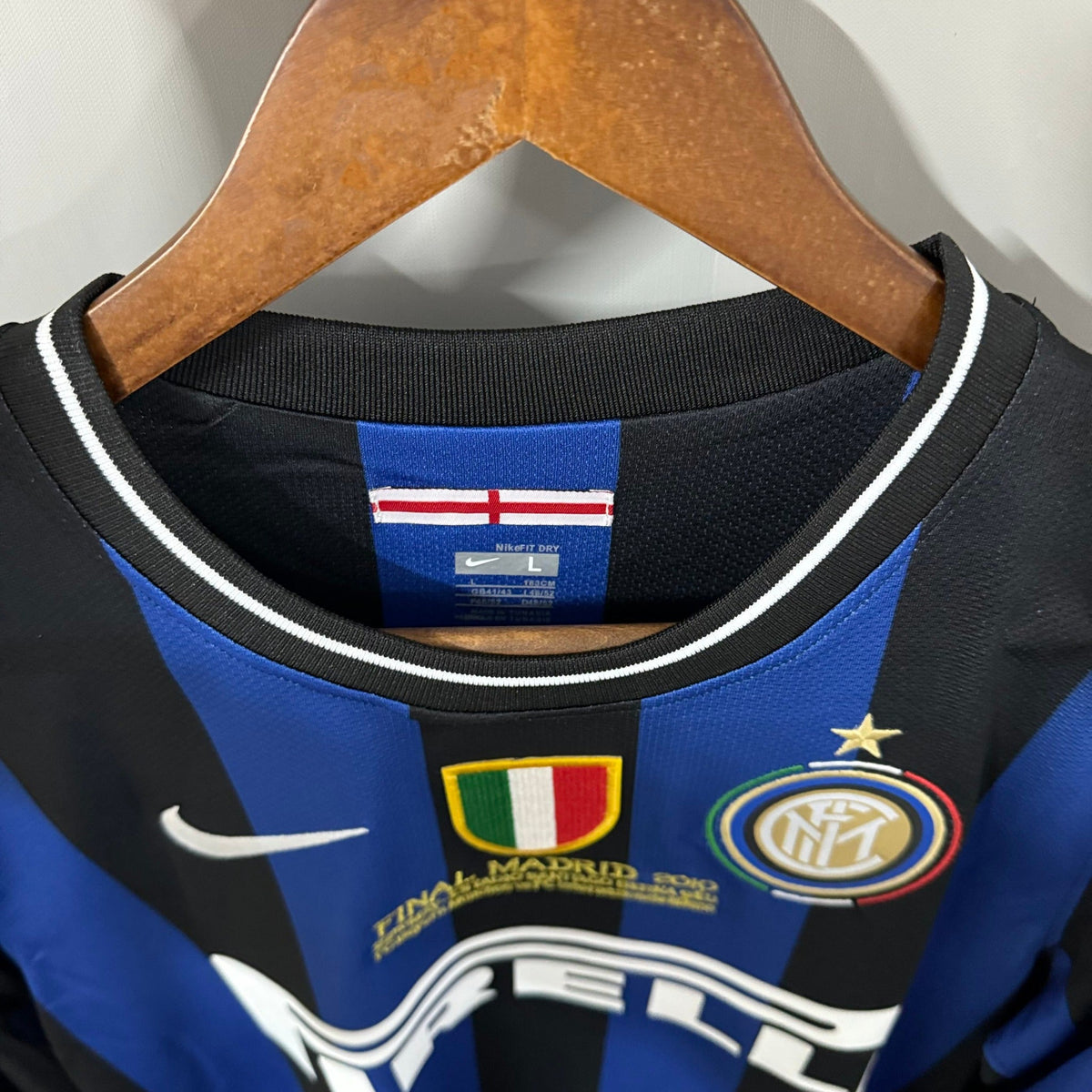 Inter Milan 2009/10 Home (UCL Final) Long-Sleeve Retro Soccer Jersey