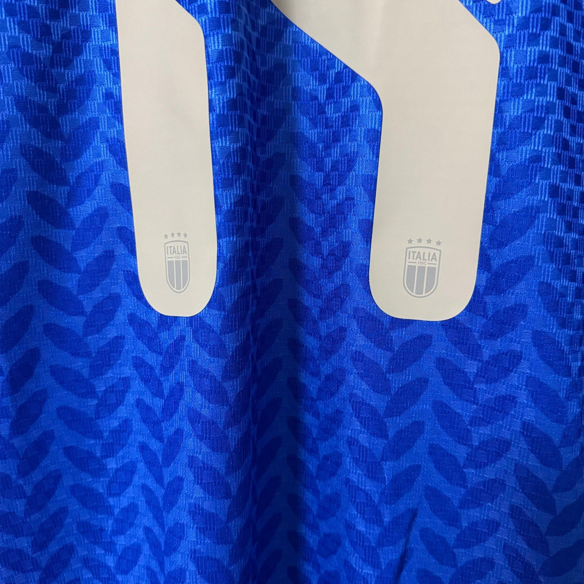 Italy 2026/27 Home Soccer Jersey – Player Edition