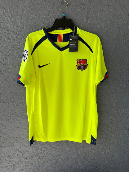Barcelona Ronaldinho #10 2005/06 Away Yellow Retro Soccer Jersey Men Size