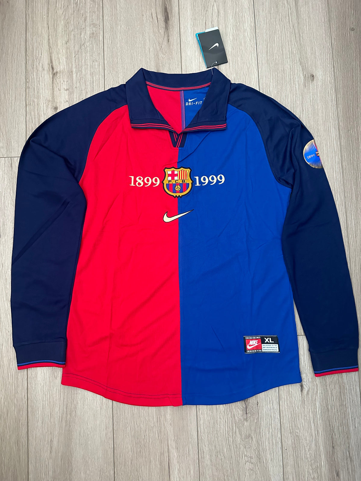 Barcelona Retro Jersey 1999 Home Long Sleeve – Rivaldo #11 – Men’s