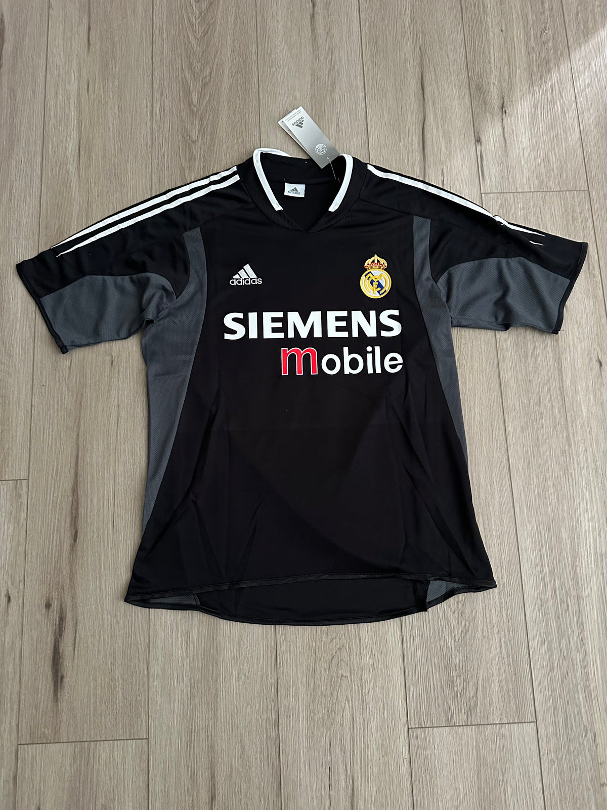 Real Madrid Luis Figo #10 2004/05 Black Away Retro Soccer Jersey Men