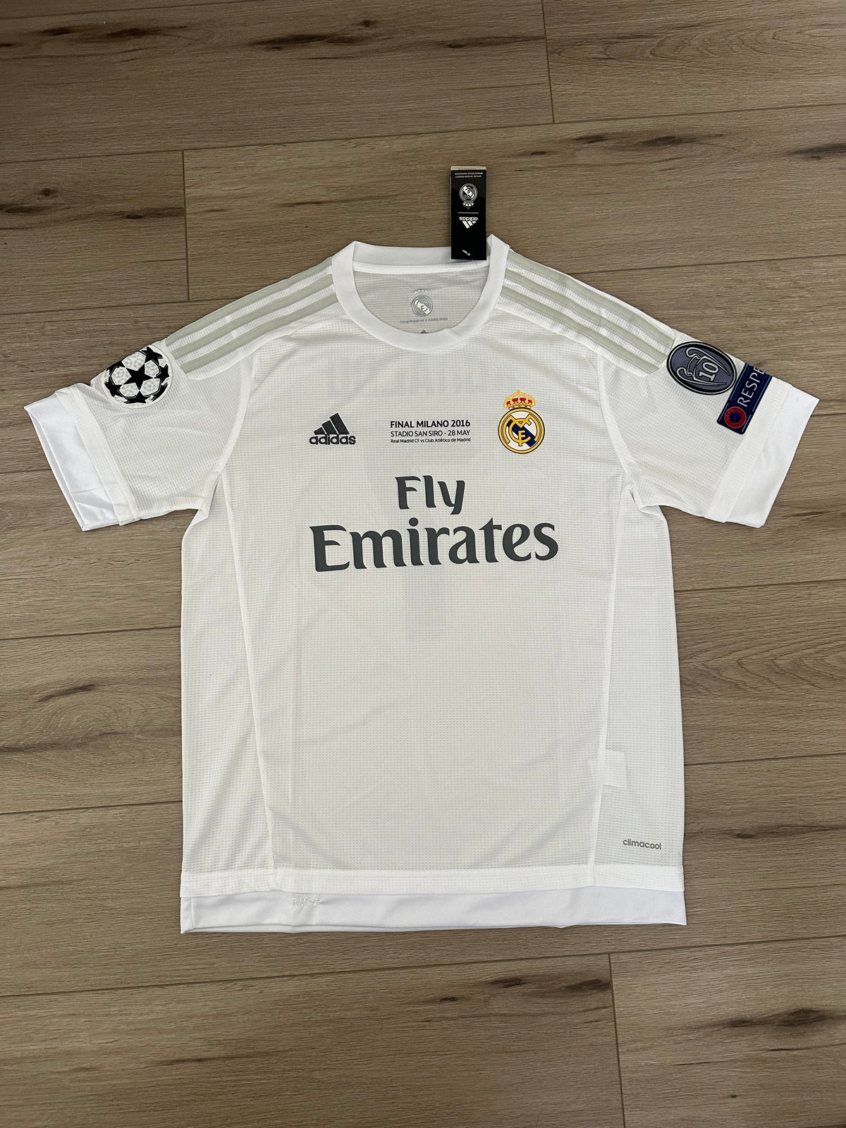 Real Madrid Cristiano Ronaldo #7 Soccer Jersey 2016 Home White Men