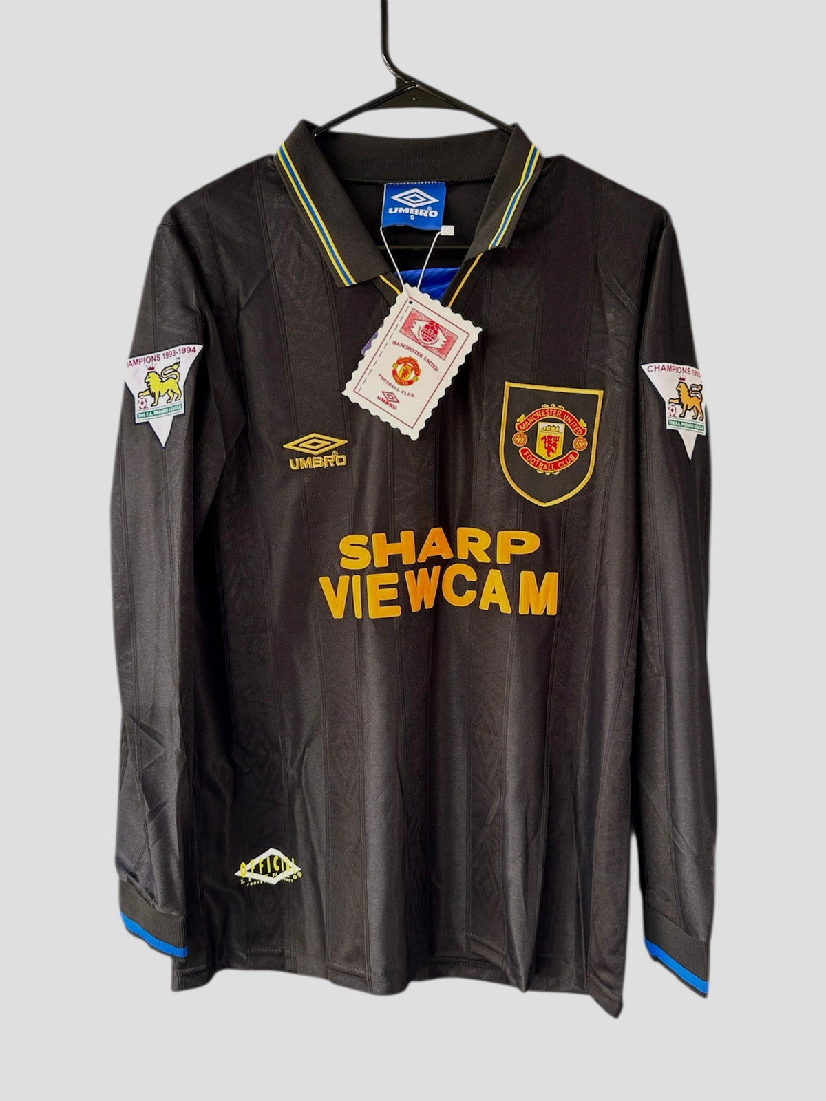 Manchester United Eric Cantona #7 Away Black Retro Soccer Jersey 93/95 Men Size