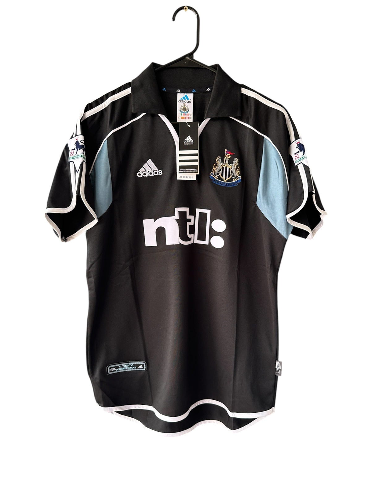Newcastle Alan Shearer #9 Away Black Retro Soccer Jersey Men