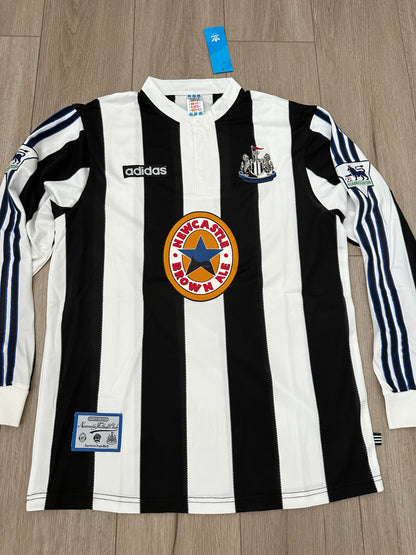 Newcastle Alan Shearer #9 1995/97 Home Long Sleeve Retro Soccer Jersey Men Size