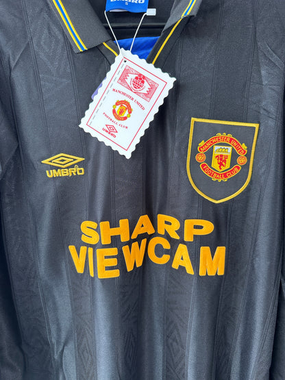 Manchester United Eric Cantona #7 Away Black Retro Soccer Jersey 93/95 Men Size