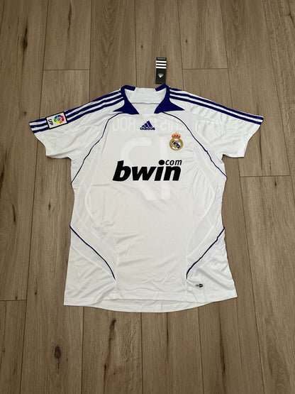 Real Madrid 2007/08 Home Retro Soccer Jersey – Ruud van Nistelrooy #17 – White – Men’s