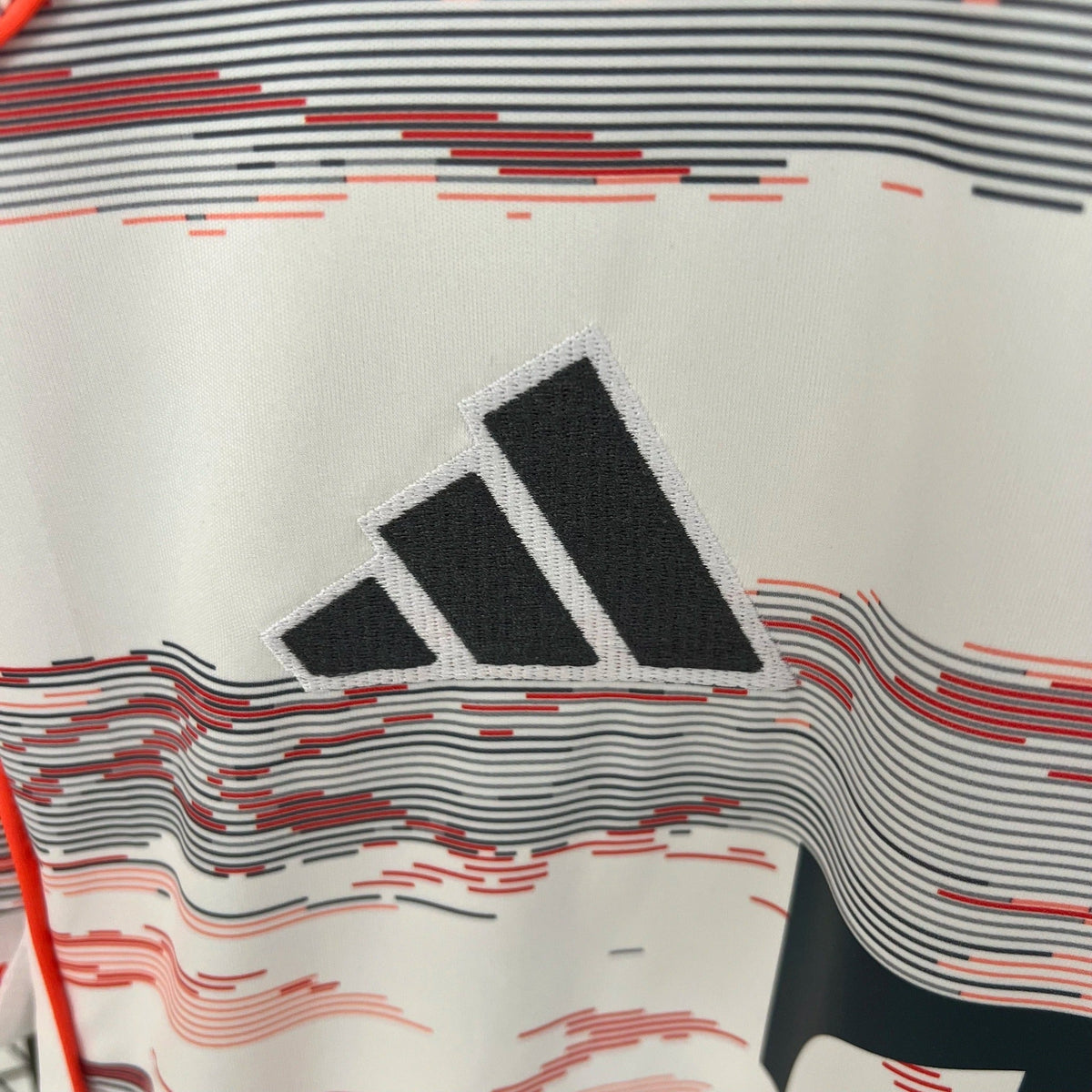 Bayern Munich 2025/26 Away Soccer Jersey