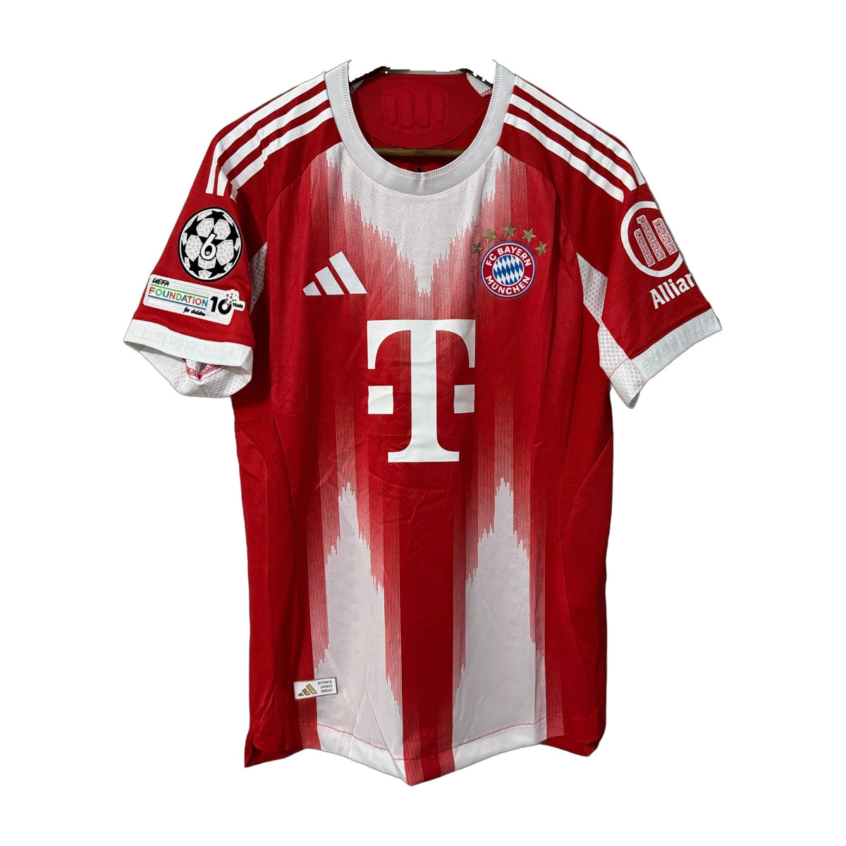 Bayern Munich 2025/26 Home Soccer Jersey – Player Edition