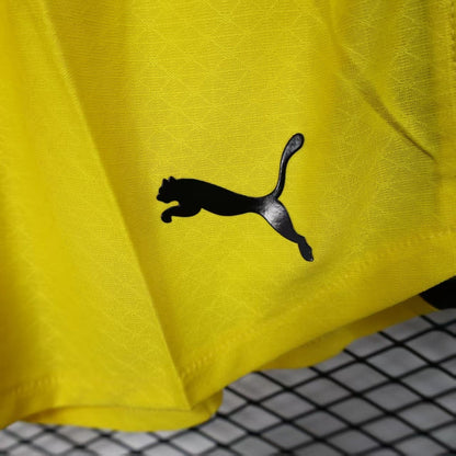 Borussia Dortmund 2025/26 Home Soccer Shorts – Player Edition