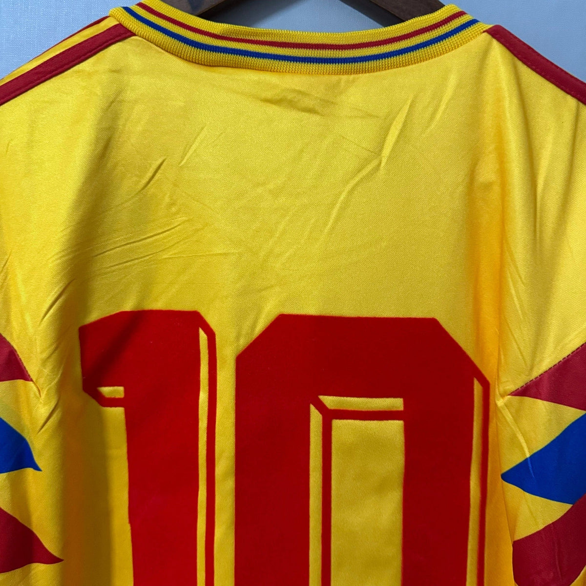 Colombia 1990 World Cup Home Retro Soccer Jersey – #10