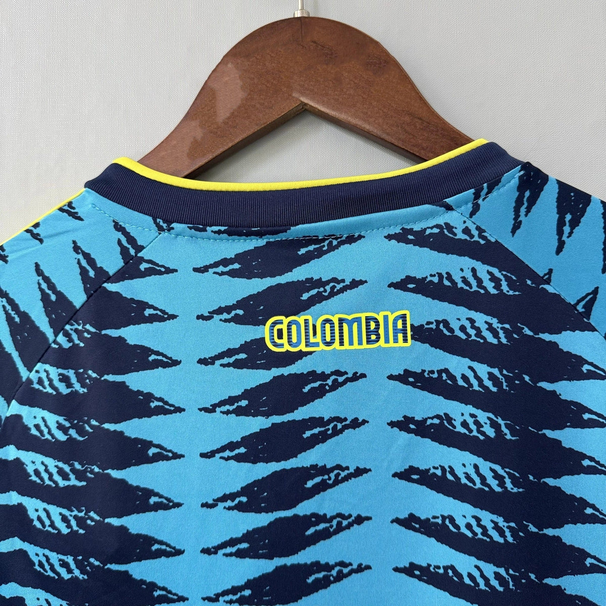 Colombia 2026 World Cup Away Soccer Jersey