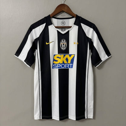 Juventus 2004/05 Home Retro Soccer Jersey