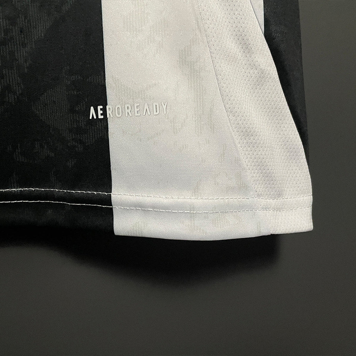 Juventus 2024/25 Home Soccer Jersey