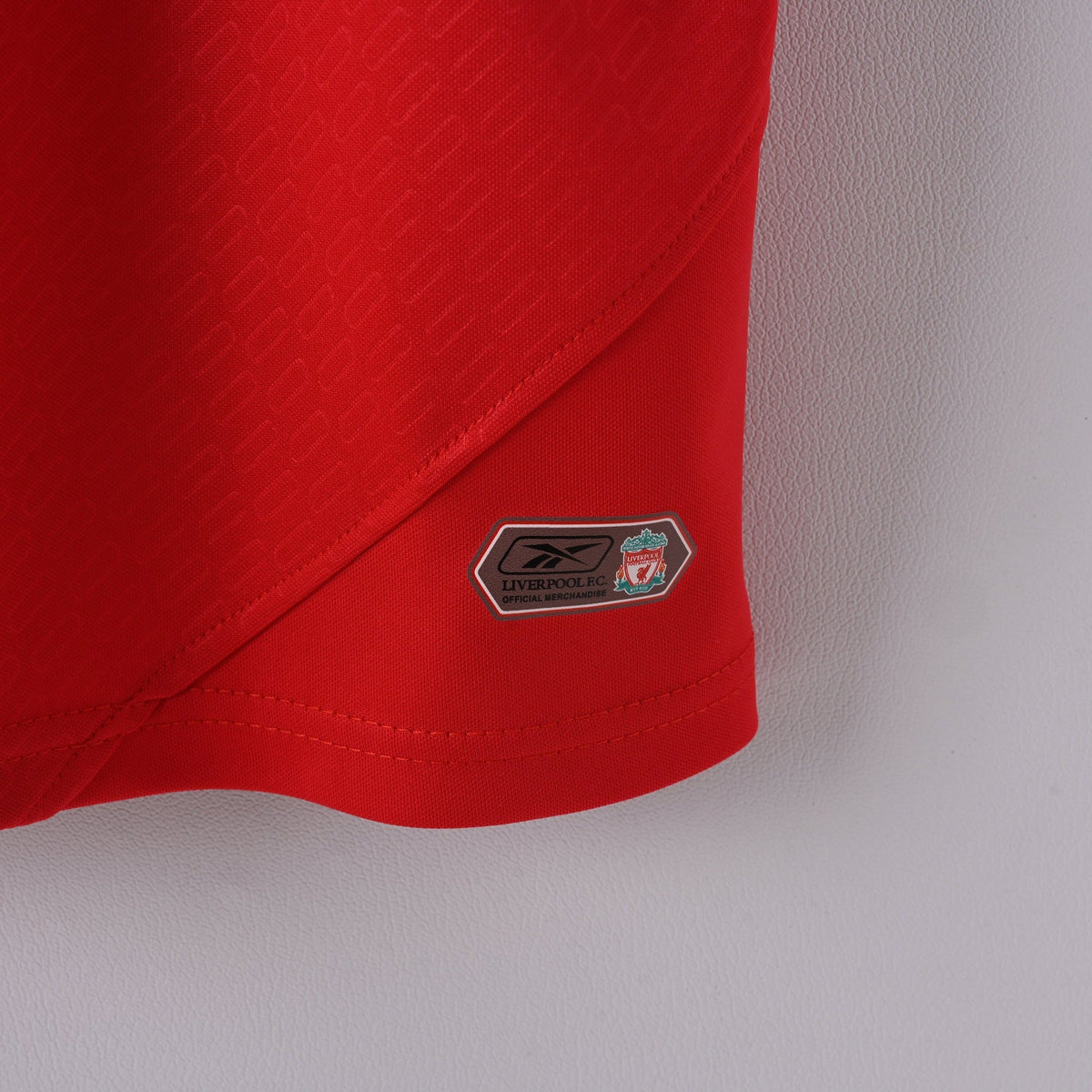 Liverpool 2004/05 Home Retro Soccer Jersey