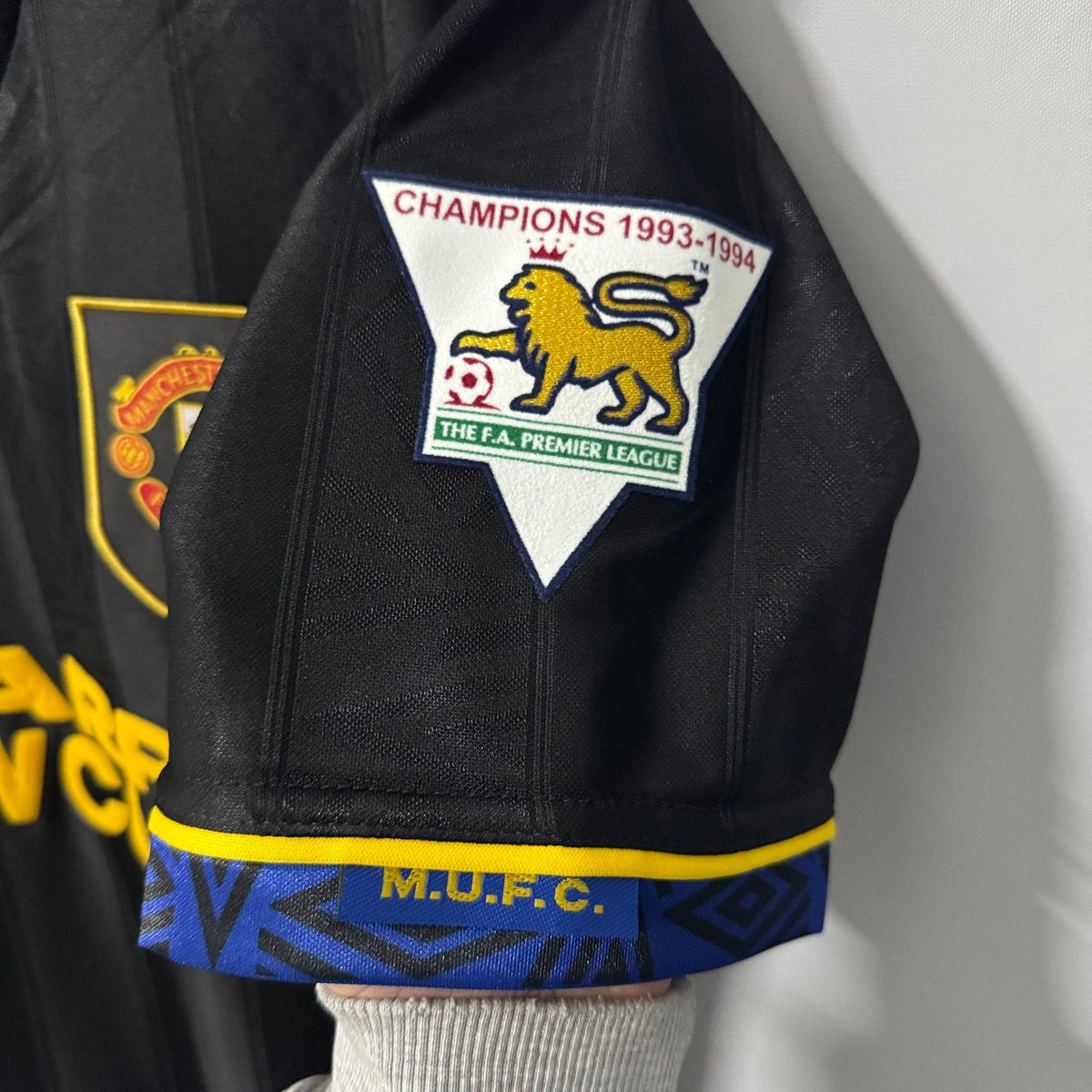 Manchester United 1993/94 Away Retro Soccer Jersey