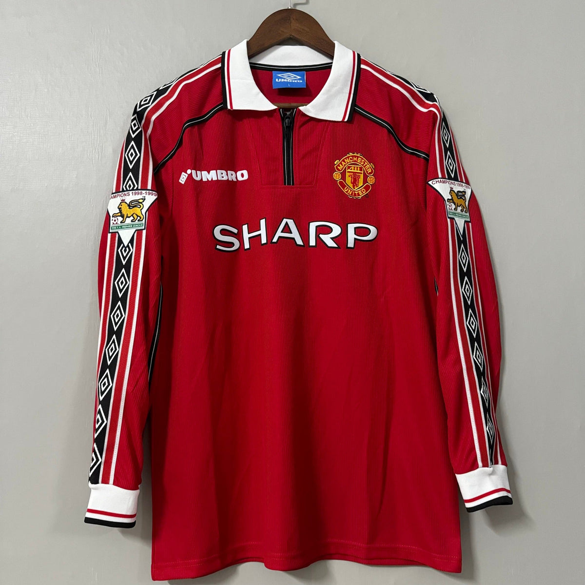 Manchester United 1998/00 Home Long-Sleeve Retro Soccer Jersey