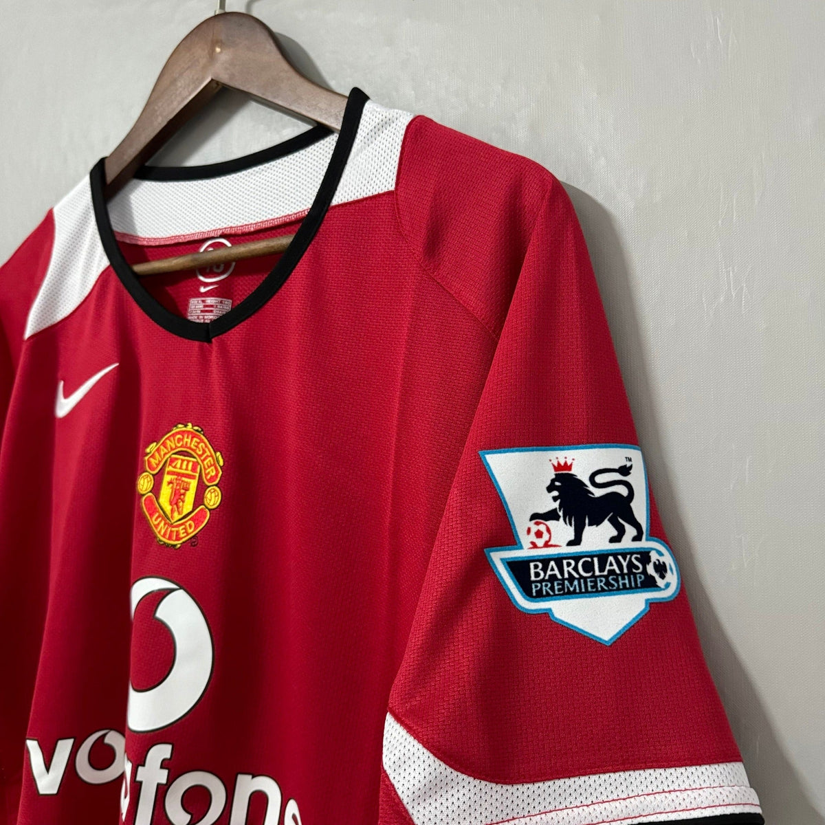 Manchester United 2004/06 Home Retro Soccer Jersey
