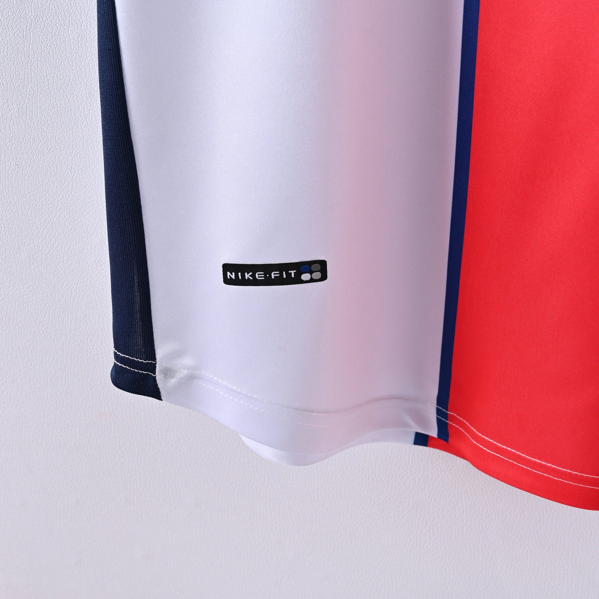 Paris Saint-Germain 1998/99 Away Retro Soccer Jersey