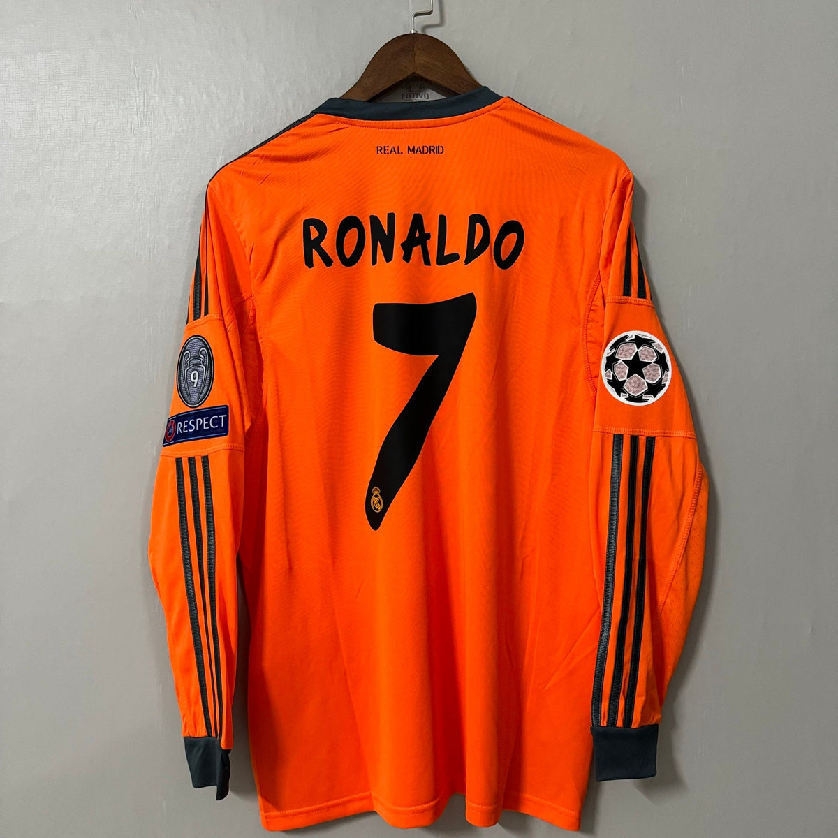 Real Madrid 2013/14 Away (Third Kit) Long-Sleeve Retro Soccer Jersey