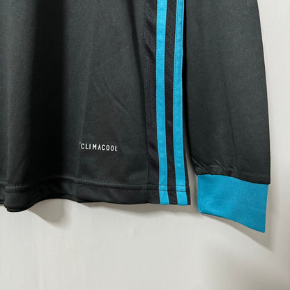 Real Madrid 2017/18 Away Long-Sleeve Retro Soccer Jersey