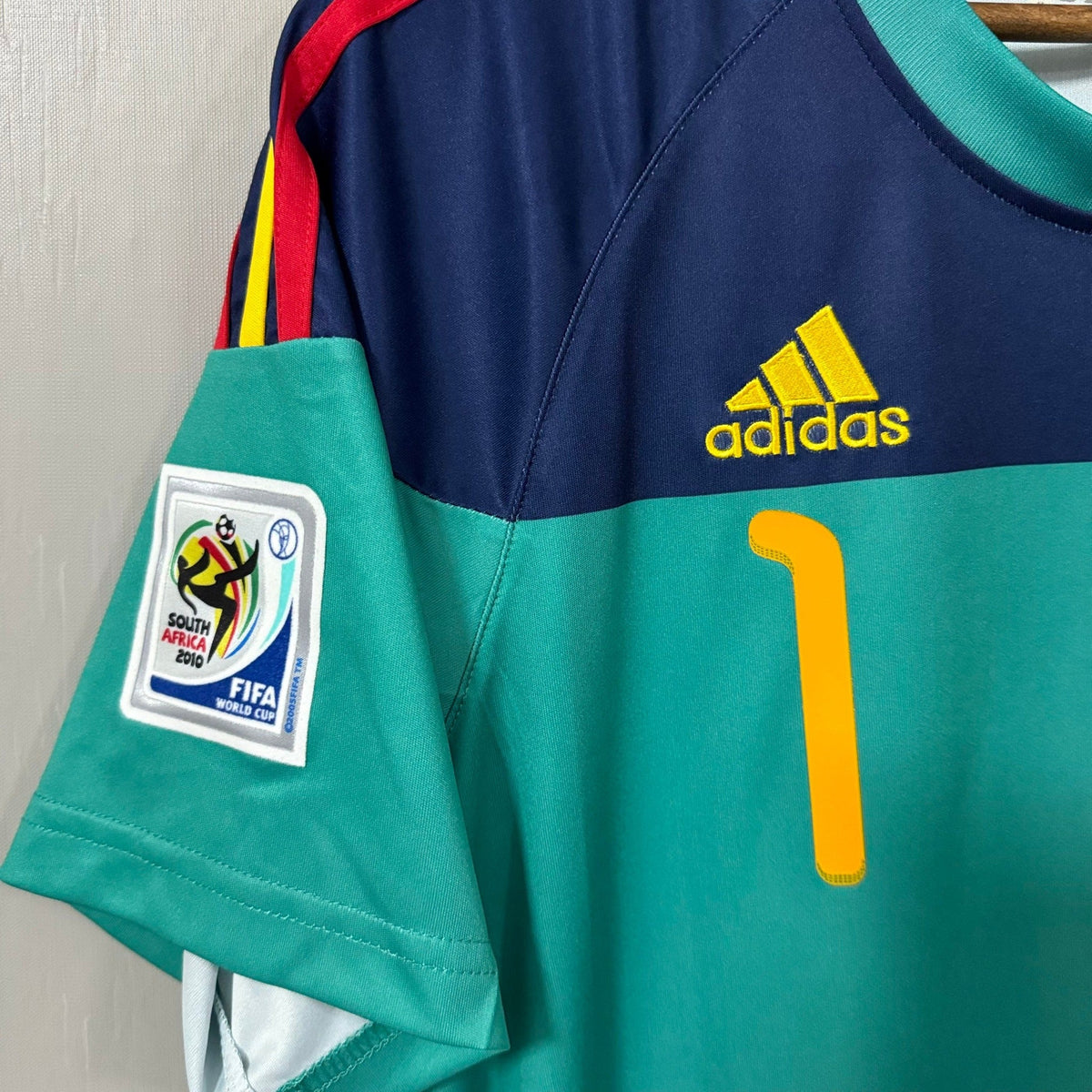 Spain 2010 World Cup Goalkeeper Retro Soccer Jersey (Home)