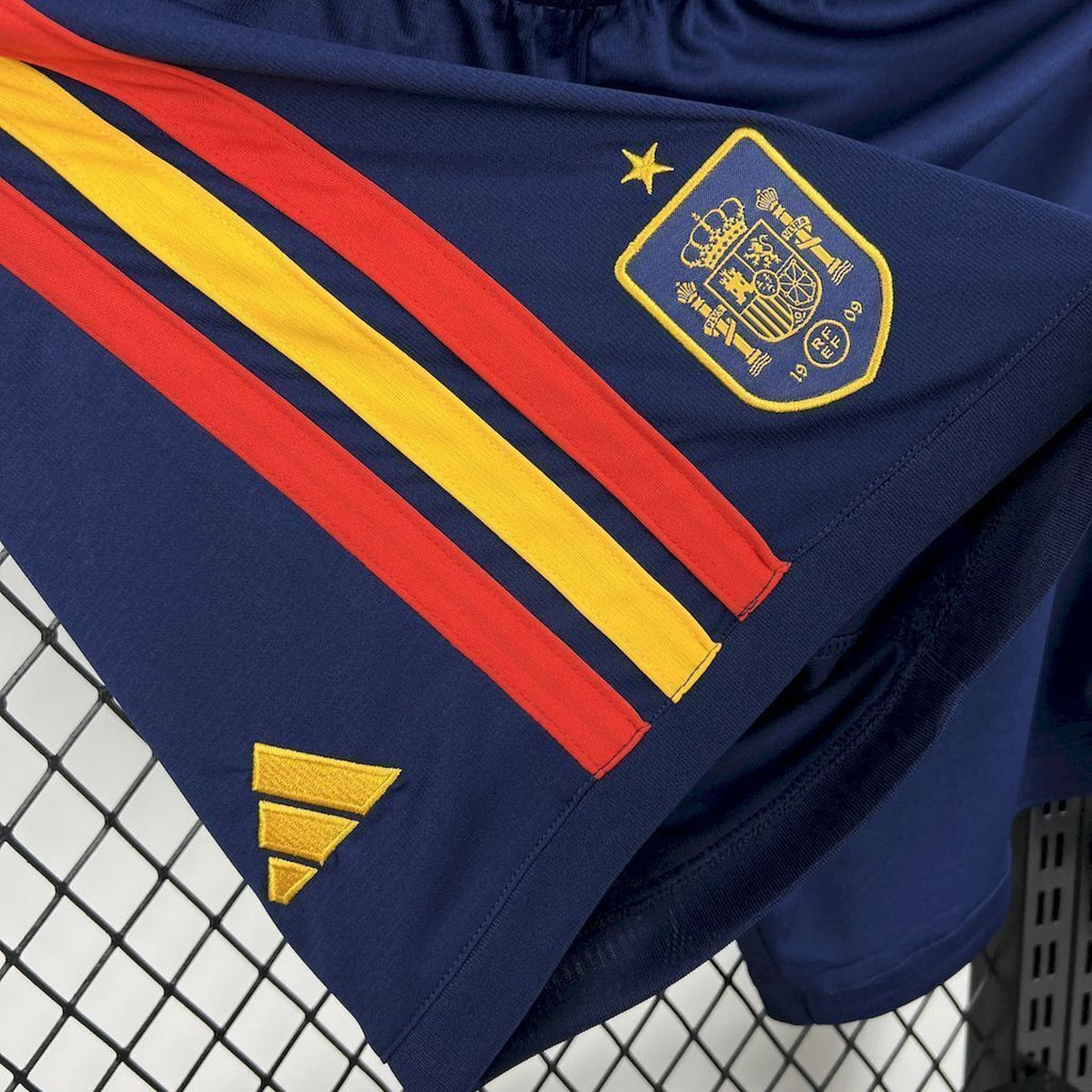 Spain 2026/27 Home Soccer Shorts